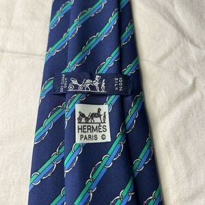 Authentic Vintage Hermés Blue and Green Silk Tie Style 7041 TA